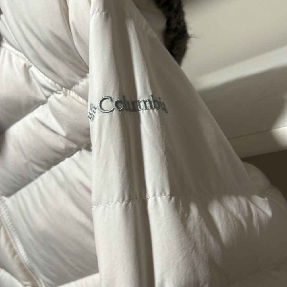 Columbia women’s coat - Picture 3 of 5